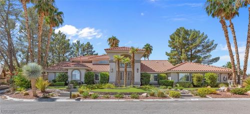 7471 Darby Ave, Las Vegas, NV, 89117-3236 | Card Image