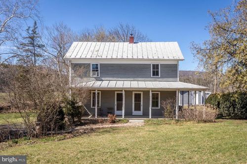 2435 Seven Fountains Rd, FORT VALLEY, VA, 22652-2241 | Card Image