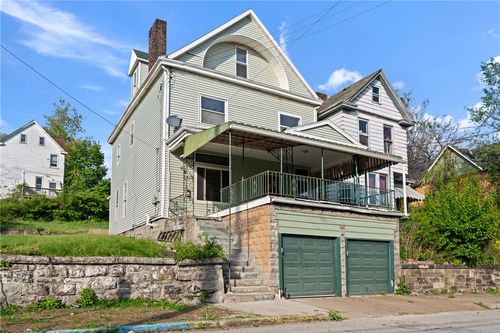 415 Mills Ave, Braddock, PA, 15104-1541 | Card Image