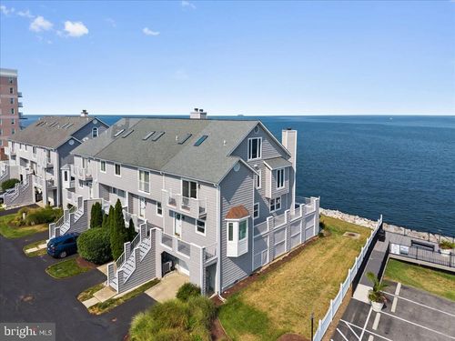 8337 Bay Crest Ct, Chesapeake Beach, MD, 20732-3304 | Card Image
