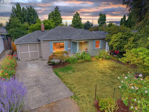 4813 Ne 78th Ave, Portland, OR, 97218 | Card Image