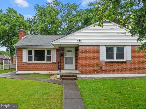 233 Molden Dr, WINCHESTER, VA, 22601-5512 | Card Image
