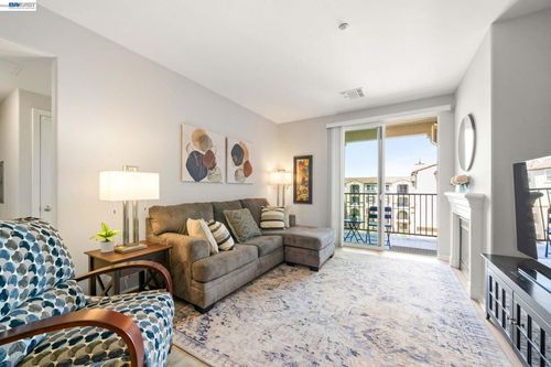 415-3275 Dublin Blvd, Dublin, CA, 94568-4615 | Card Image