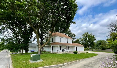 303 2nd St Nw, Stewartville, MN, 55976-1133 | Card Image