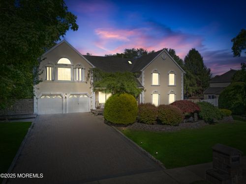 21 Homestead Cir, Marlboro, NJ, 07746-2301 | Card Image