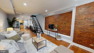 633 Archer Street, Townhouse with 2 bedrooms, 3 bathrooms and null parking in BALTIMORE MD | Image 3