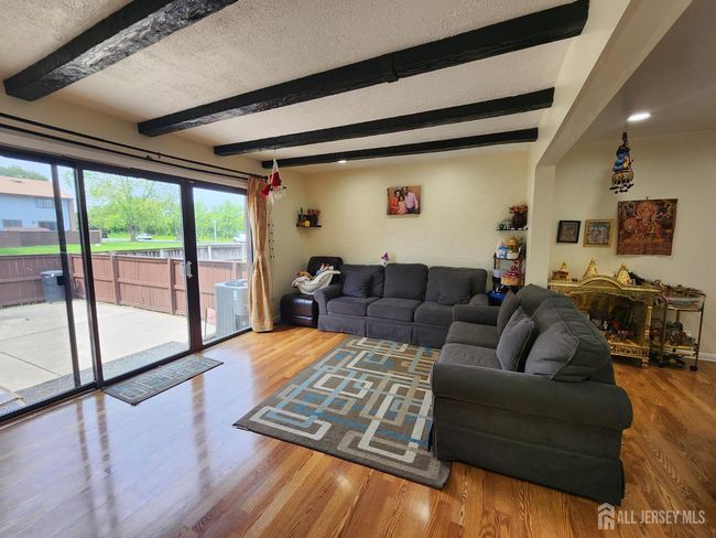 74 Probasco Rd, Townhouse with 3 bedrooms, 2 bathrooms and null parking in East Windsor NJ | Image 8