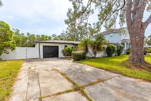 4704 W Chapin Ave, TAMPA, FL, 33611-2106 | Card Image