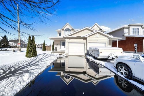 25 Breesegarden Lane, Guelph, ON, N1E7H1 | Card Image