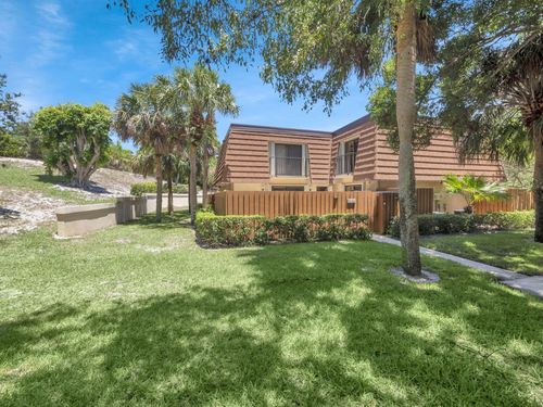 3038 30th Court, Jupiter, FL, 33477 | Card Image