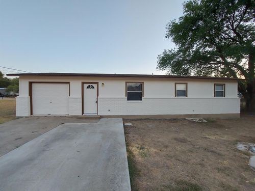 1611 Second St, Marble Falls, TX, 78654 | Card Image