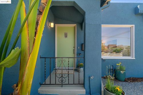 1440 9th St, Berkeley, CA, 94710-1526 | Card Image