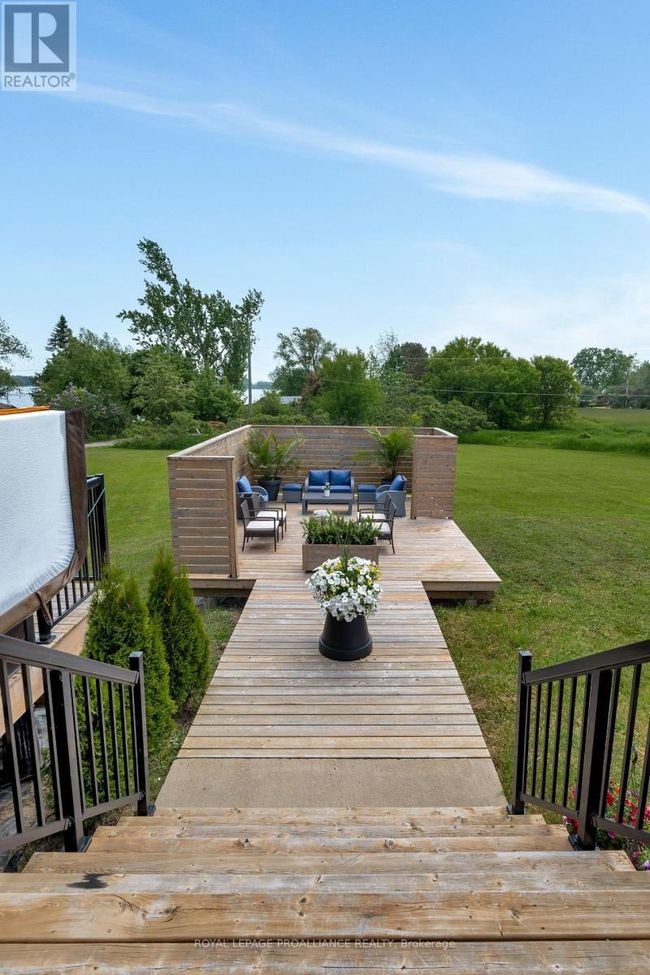 2670 County Road 8 Road, House other with 7 bedrooms, 7 bathrooms and 10 parking in Prince Edward County (North Marysburg Ward) ON | Image 47