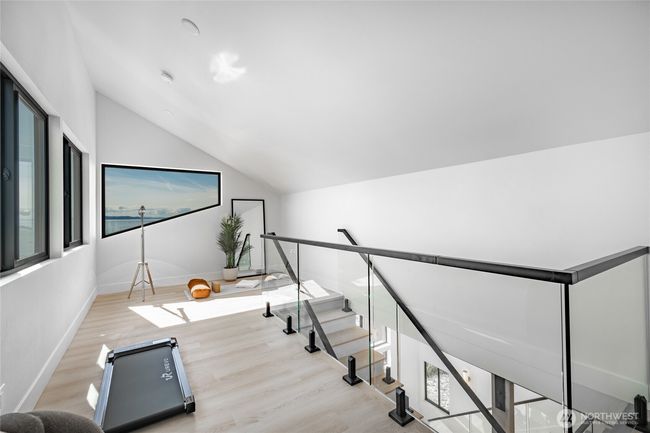 Loft | Image 28