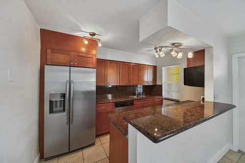 4-51 Ne 24th Street, Wilton Manors, FL, 33305 | Card Image