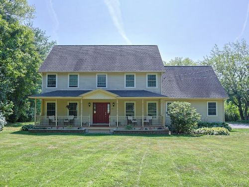 211 Colden Hill Rd, Newburgh, NY, 12550-2366 | Card Image