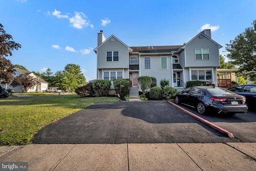 198 Eric Ln, LANSDALE, PA, 19446-6621 | Card Image