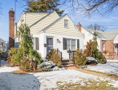 191 Euston Road S, Hempstead, NY, 11530 | Card Image