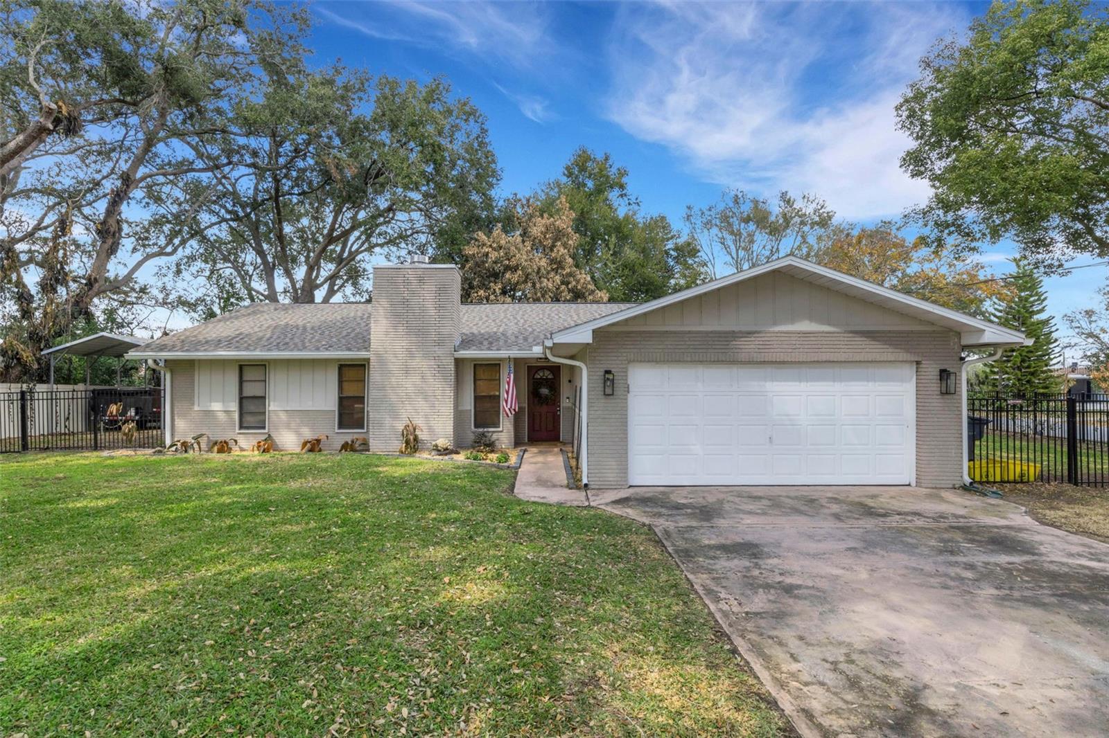 Residential in WINTER HAVEN
