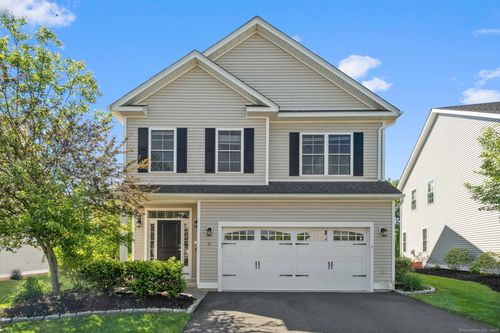 51-51 Lexington Gdns, North Haven, CT, 06473-3473 | Card Image