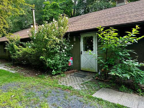 2971 State Route 97, Pond Eddy, NY, 12770-6024 | Card Image