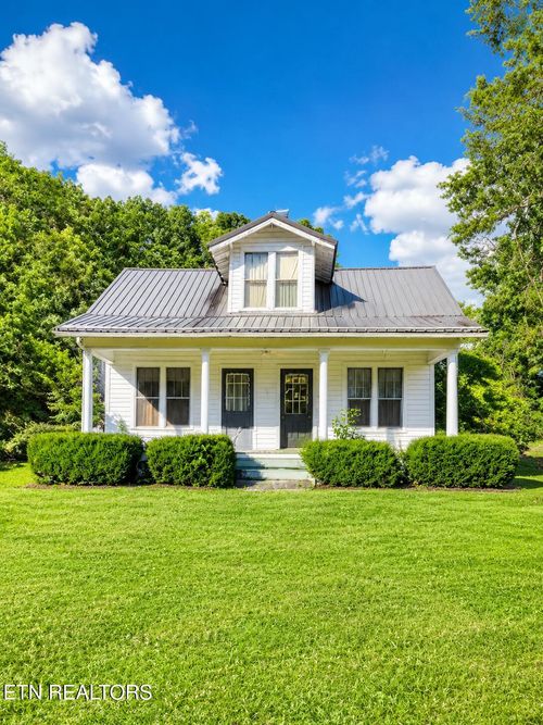 176 Brunswick Dr, Harrogate, TN, 37752-7516 | Card Image
