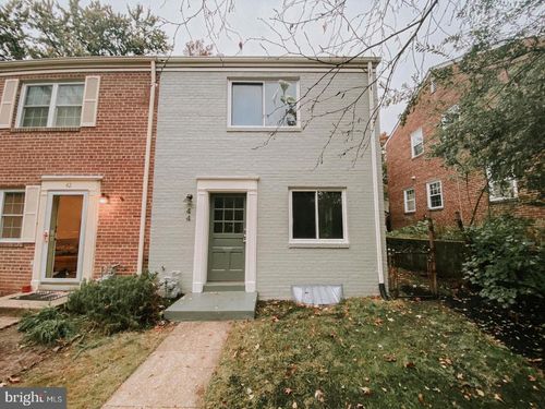 44 E Rosemont Ave, ALEXANDRIA, VA, 22301-2325 | Card Image