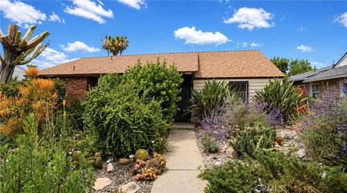 17347 Sherman Way, Van Nuys, CA, 91406 | Card Image