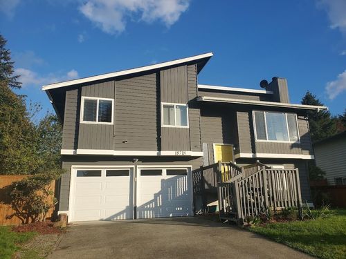 18718 111th Place Se, Renton, WA, 98055 | Card Image