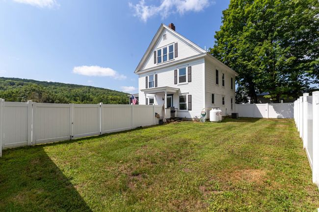 1566 Dover Rd, House other with 4 bedrooms, 2 bathrooms and null parking in Epsom NH | Image 23