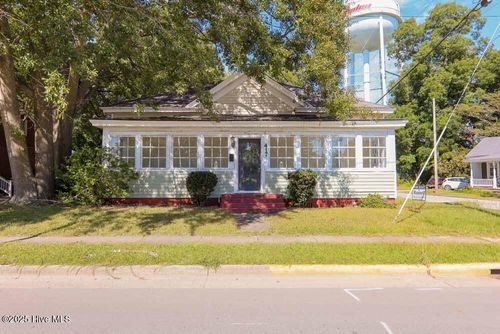 417 Third St, Ayden, NC, 28513-2219 | Card Image