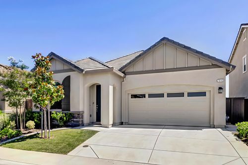 7049 Lakehaven Dr, Roseville, CA, 95747-4879 | Card Image
