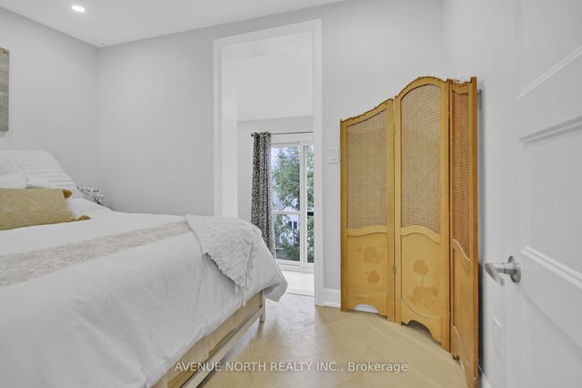 48 Brighton Ave, House attached with 5 bedrooms, 4 bathrooms and 2 parking in Ottawa ON | Image 37