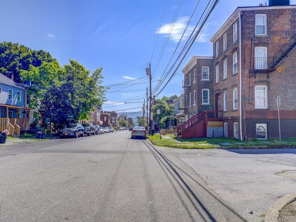 Residential in Newburgh (City) 4