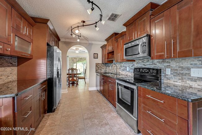 5526 Chambers Way, House other with 3 bedrooms, 2 bathrooms and null parking in JACKSONVILLE FL | Image 10