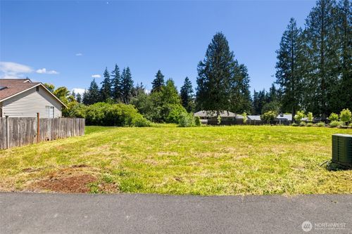 11 81st St Sw, Everett, WA, 98203-6374 | Card Image