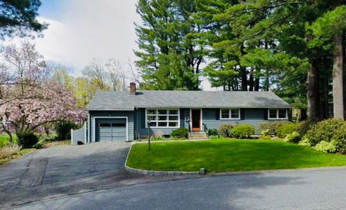 41 Peck Ave, Wayland, MA, 01778-4519 | Card Image