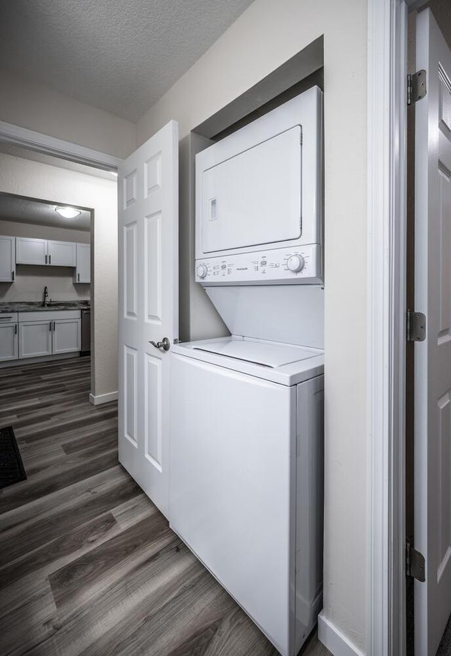 UNIT-119 - 3440 Golfview Dr, Condo with 1 bedrooms, 1 bathrooms and null parking in Eagan MN | Image 13