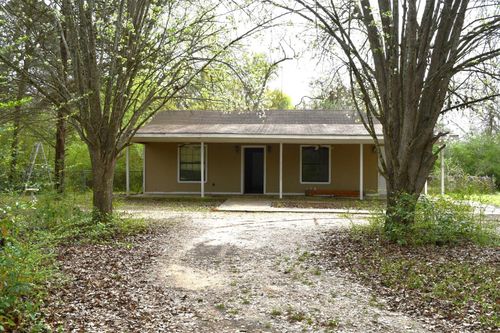 330 Oak Grove Ln, Waskom, TX, 75692-9299 | Card Image