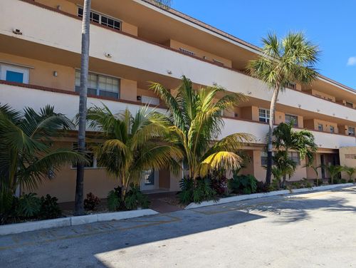 156-4500 N Federal Hwy, Lighthouse Point, FL, 33064 | Card Image