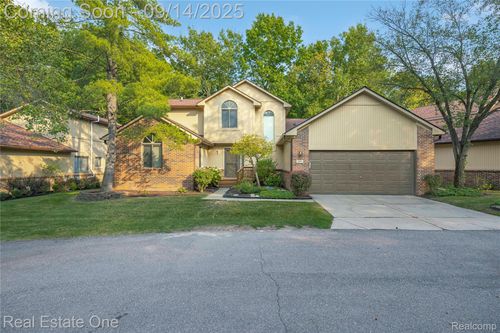 6291 Pheasant Run, West Bloomfield, MI, 48322-1059 | Card Image