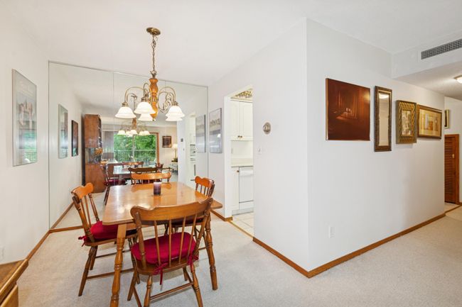 APT-201 - 2240 Midland Grove Rd, Condo with 2 bedrooms, 2 bathrooms and null parking in Roseville MN | Image 9