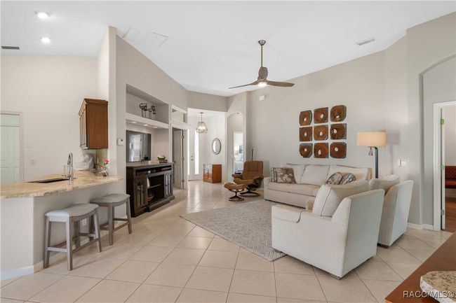 848 W Silver Meadow Loop, House other with 2 bedrooms, 2 bathrooms and 2 parking in Hernando FL | Image 11