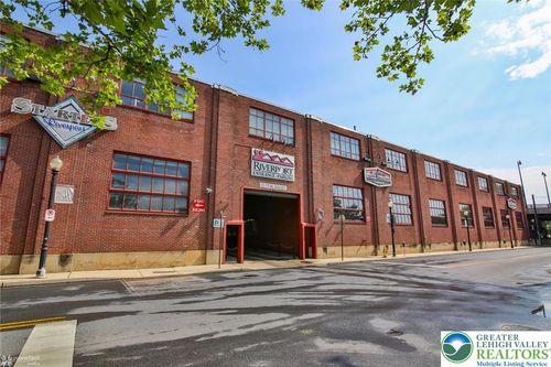 384-11 W 2nd Street, Bethlehem City, PA, 18015 | Card Image