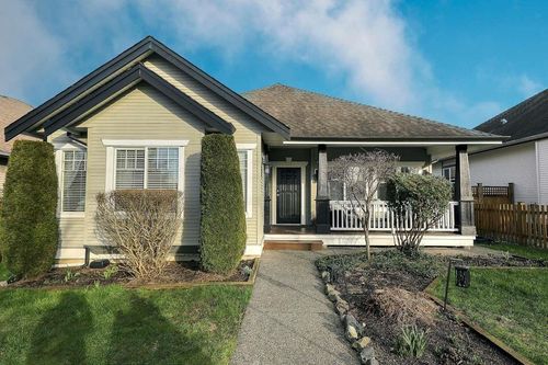 6842 184 St, Surrey, BC, V3S2J5 | Card Image