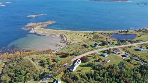 5096 Shore Road, North East Harbour, NS, B0W2E0 | Card Image