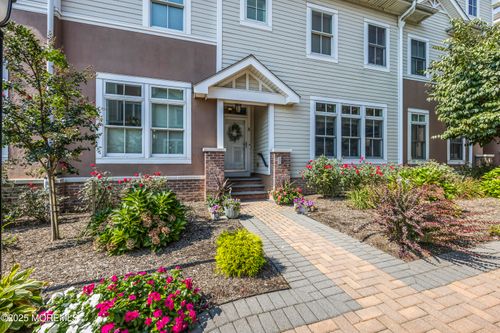3 Grove Ct, Asbury Park, NJ, 07712-6681 | Card Image