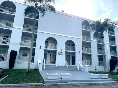 apt-404-7980 N French Dr, Pembroke Pines, FL, 33024-6873 | Card Image