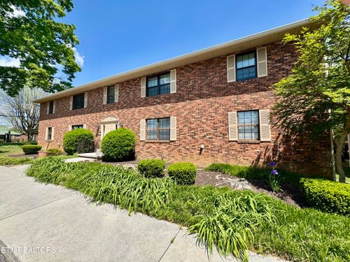 404-810 Highland Dr, Knoxville, TN, 37912-3758 | Card Image