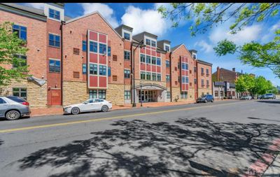 307 - 350-350 S Broad Street S, Townhouse with 3 bedrooms, 2 bathrooms and null parking in Trenton NJ | Image 2